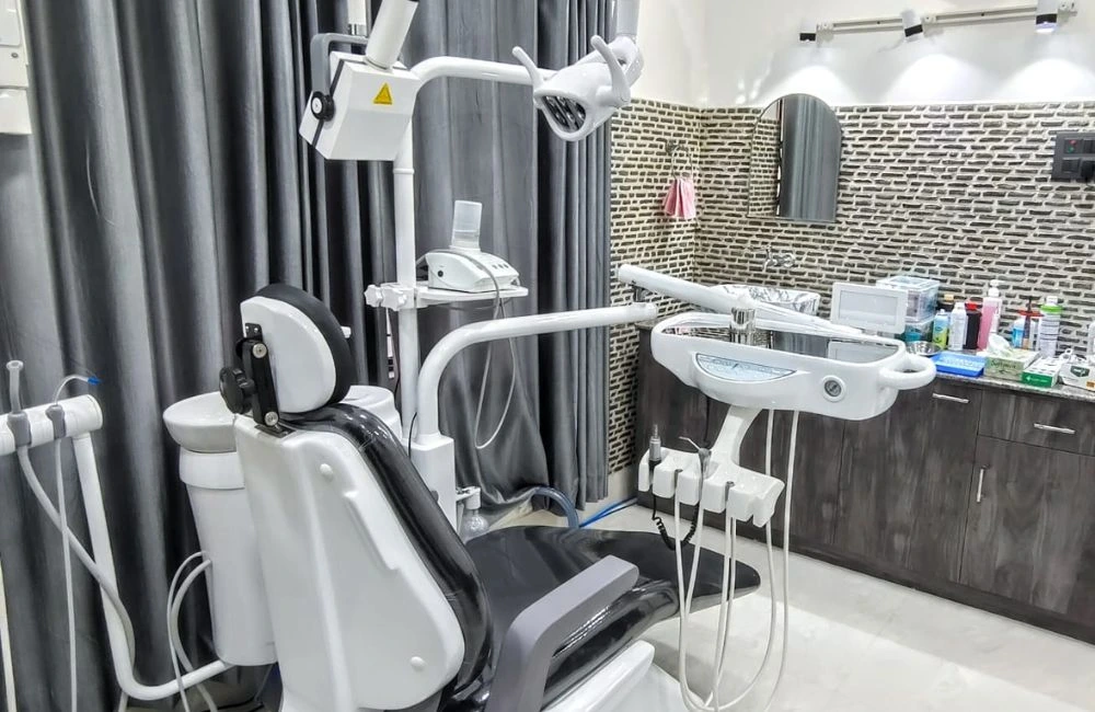 Comprehensive dental services in South Kolkata at City Smiles Dental Care